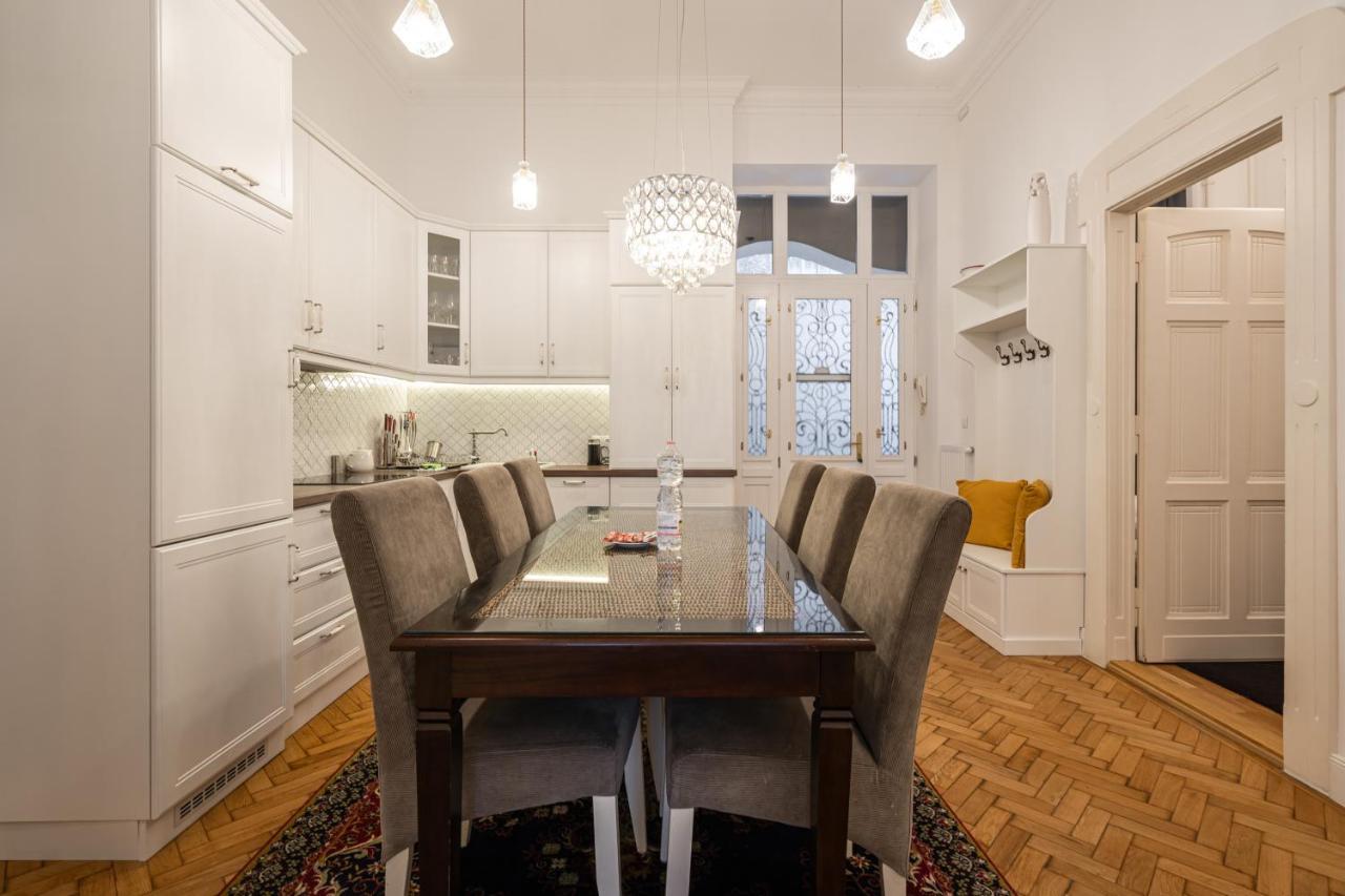 Apartament Court Crossing *